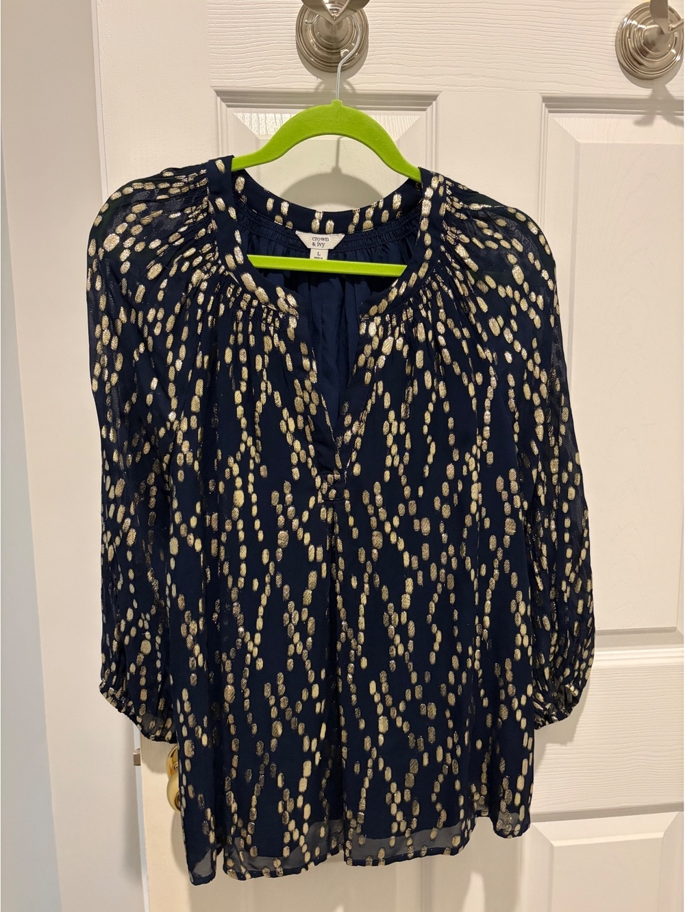 Crown & Ivy Navy gold print split-neck blouse - L